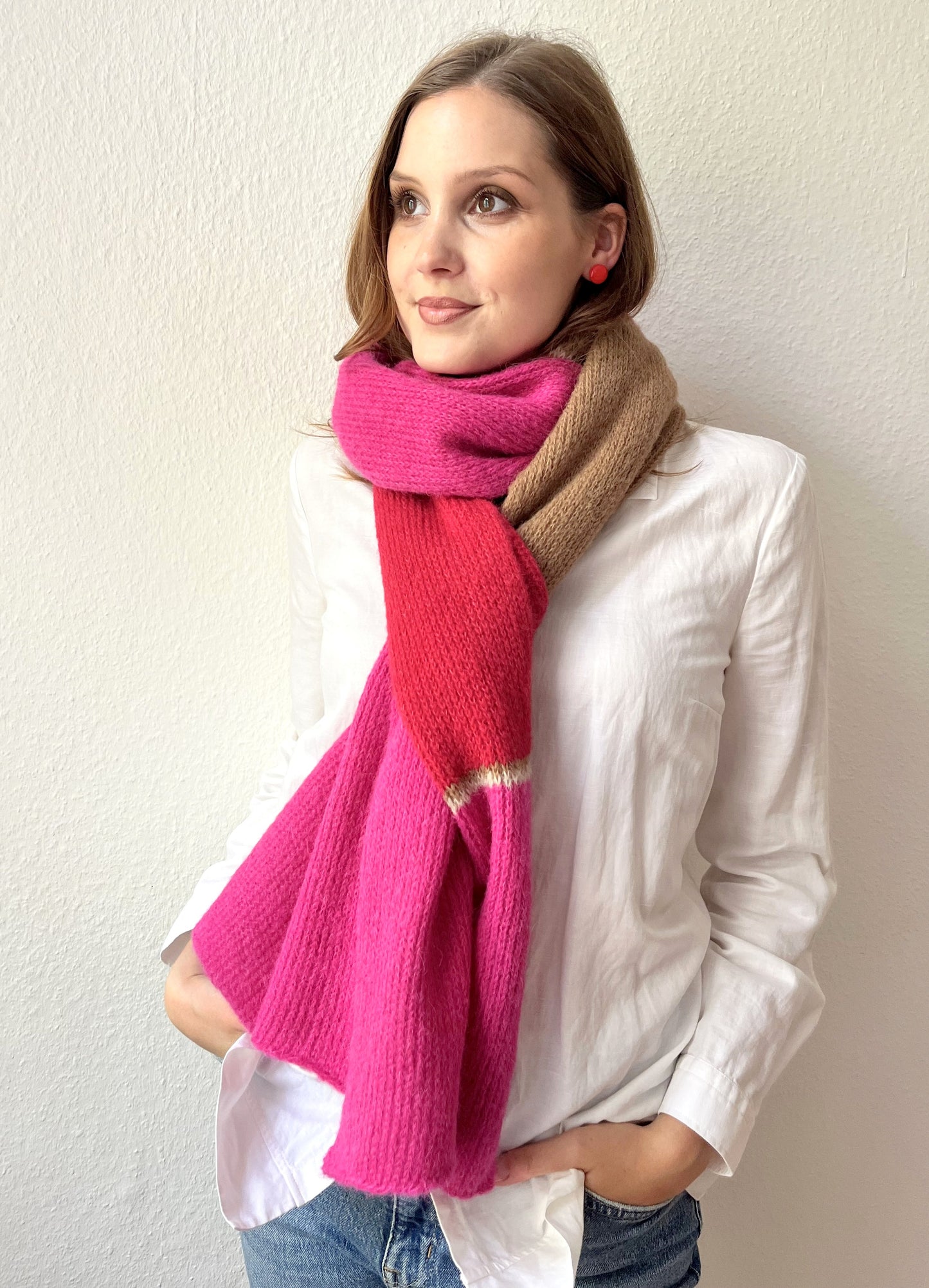 Gestreifter Alpaka Schal Damen mit Blockstreifen – weich, warm & handgefertigt aus Alpaka & Seide