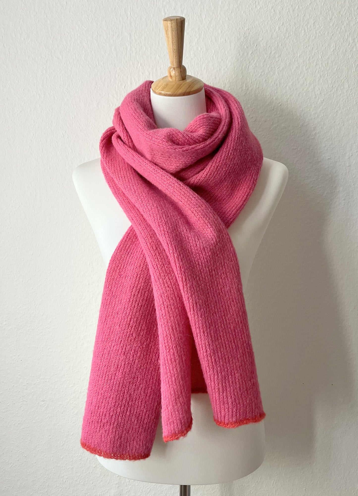 Pinker Alpaka Schal Damen - handgefertigte aus Alpaka & Seide - warm & weich