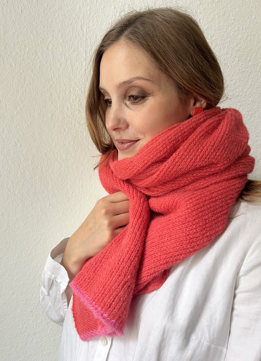 Koralle Alpaka Schal Damen - handgefertigt aus Alpaka & Seide - warm & weich