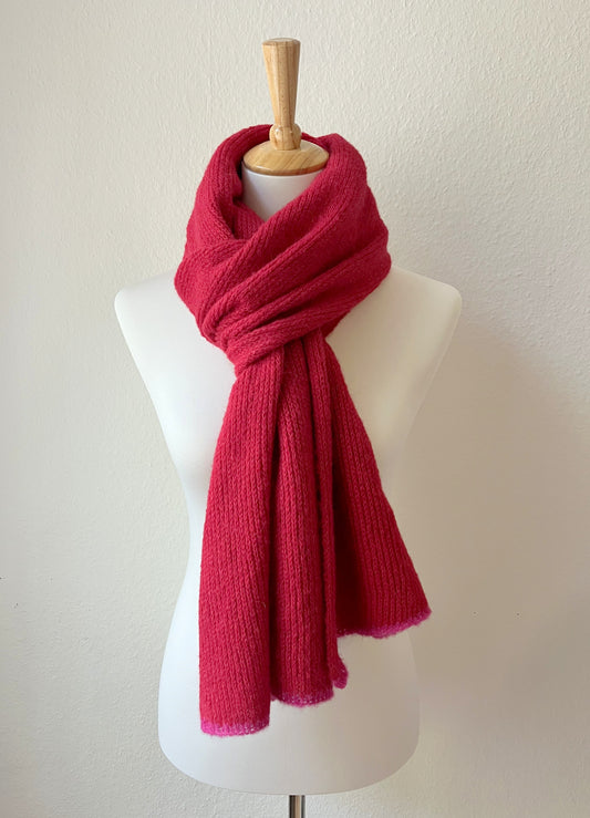 Roter Alpaka Schal Damen – handgefertigt aus Alpaka & Seide, weich & warm