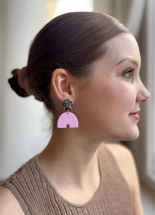 Polymerton Ohrringe LEO rosa