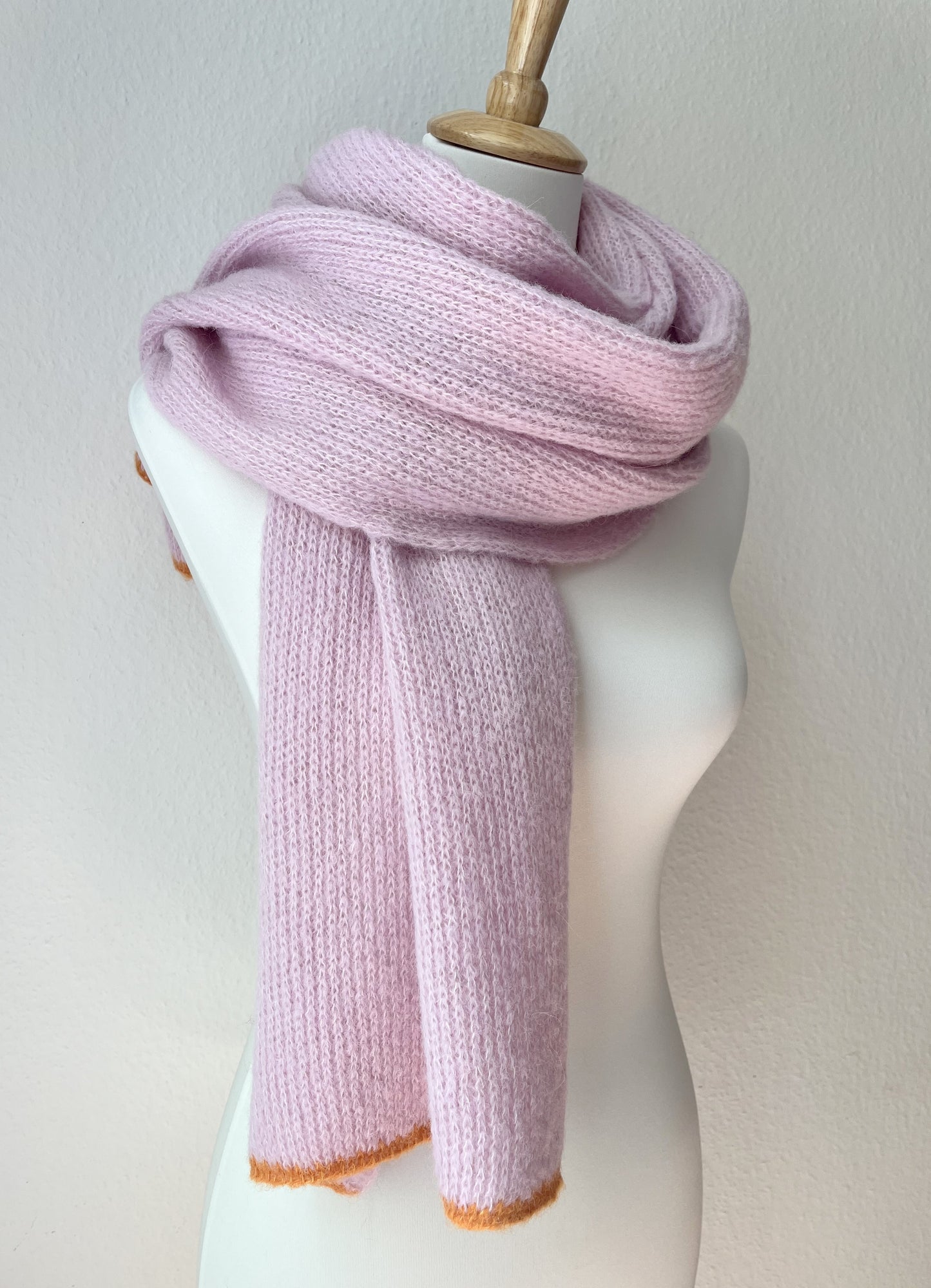 Rosa Alpaka Schal Damen – handgefertigt aus Alpaka & Seide, weich & warm