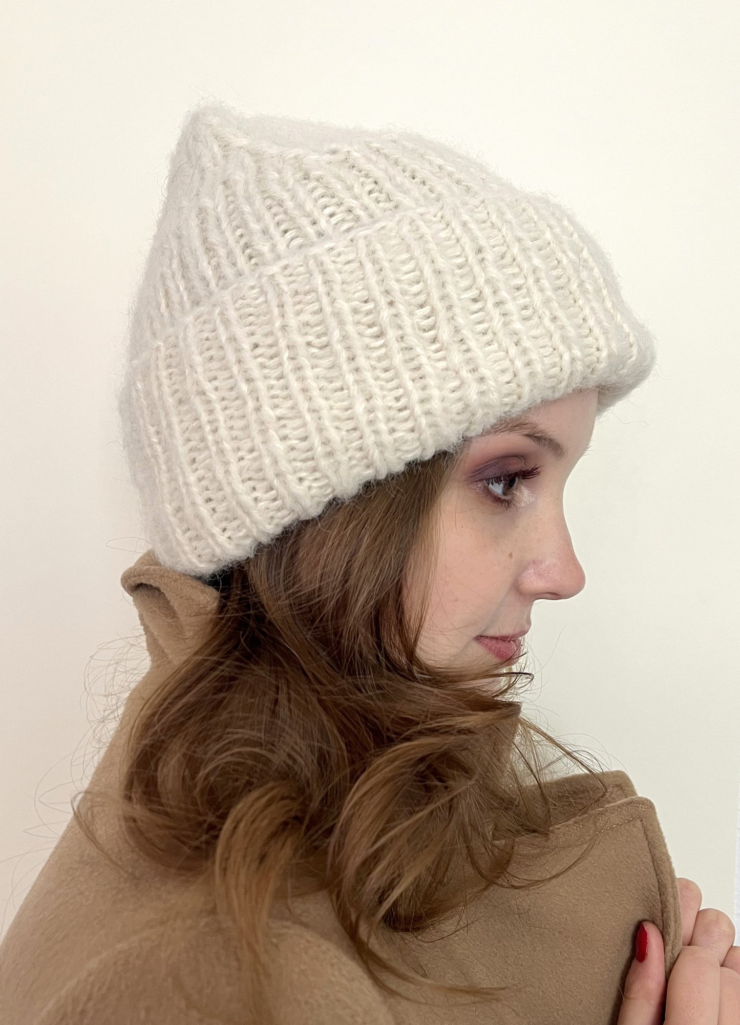 Creme weiße Alpaka Mütze handgestrickt - warm, weich & modern